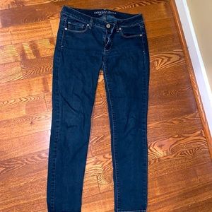 American Eagle skinny super stretch jeans - size 8